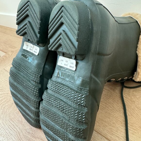 Hunter Adley Lace-Up Boots – Green Waterproof Rubber with Shearling Trim, Size 9 - Picture 7 of 9